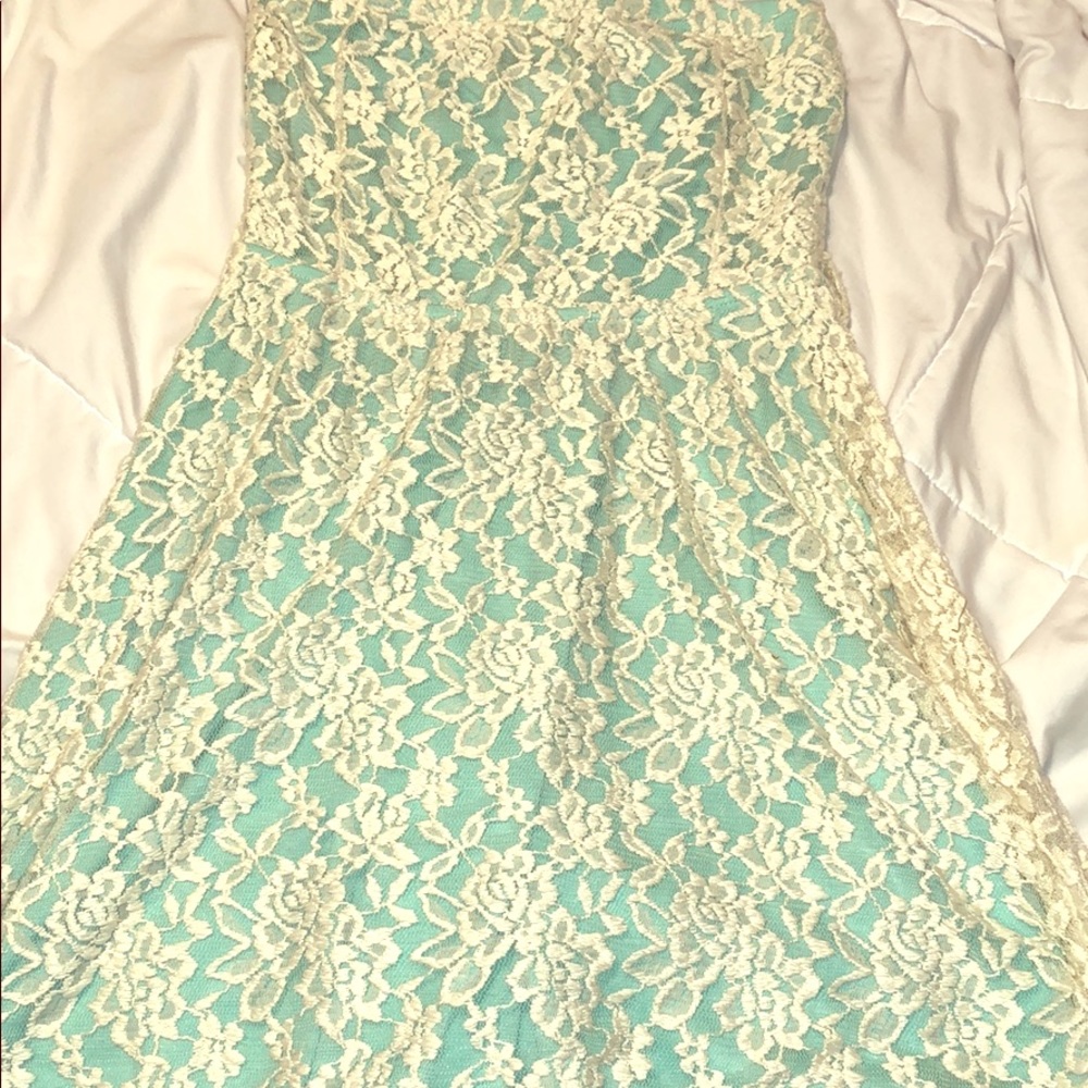 Beautiful Floral Strapless Dress!